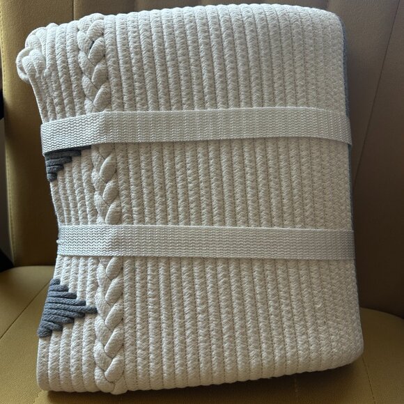 Brand New Large Blanket Basket 22"x16" Gray&Cream White - Picture 3 of 11
